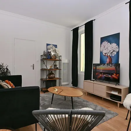 Apartmán Le Genova Clim, Wifi, Proche Gare
